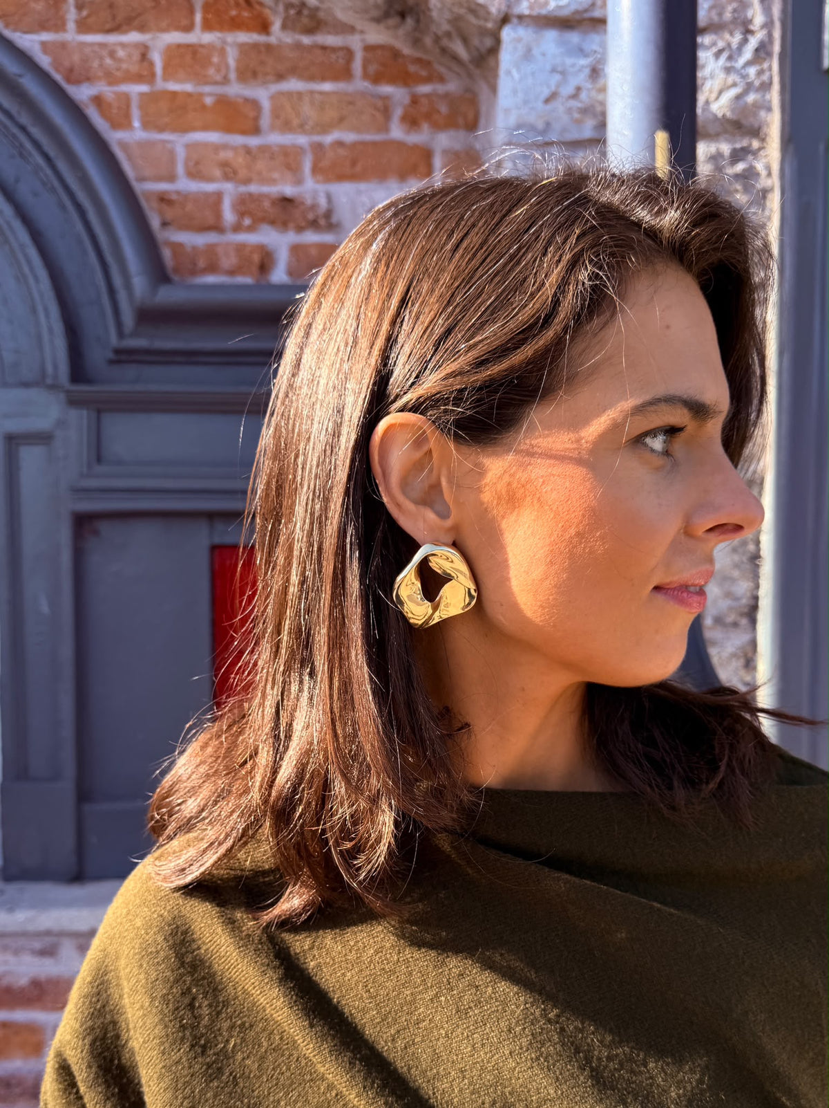 Tutti Oversized Scrunch Stud Earring