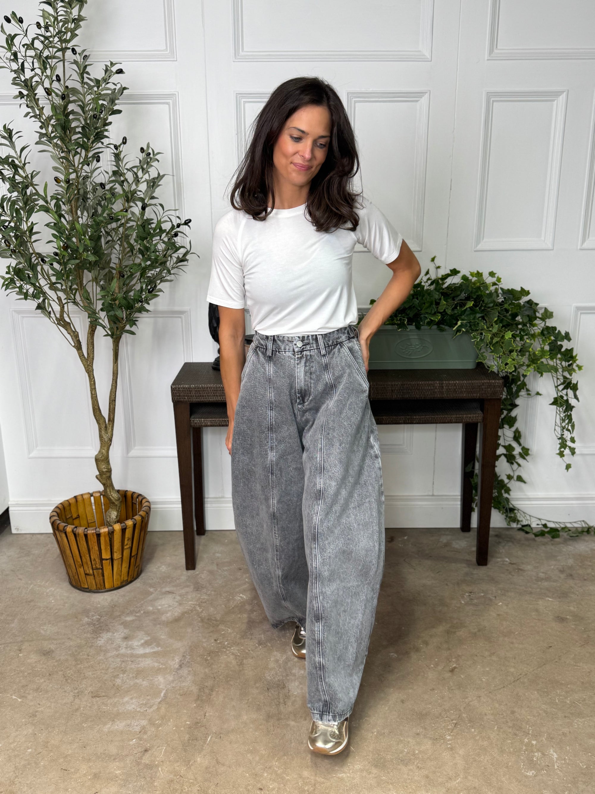 Extra Wide Balloon Jean Grey Wash