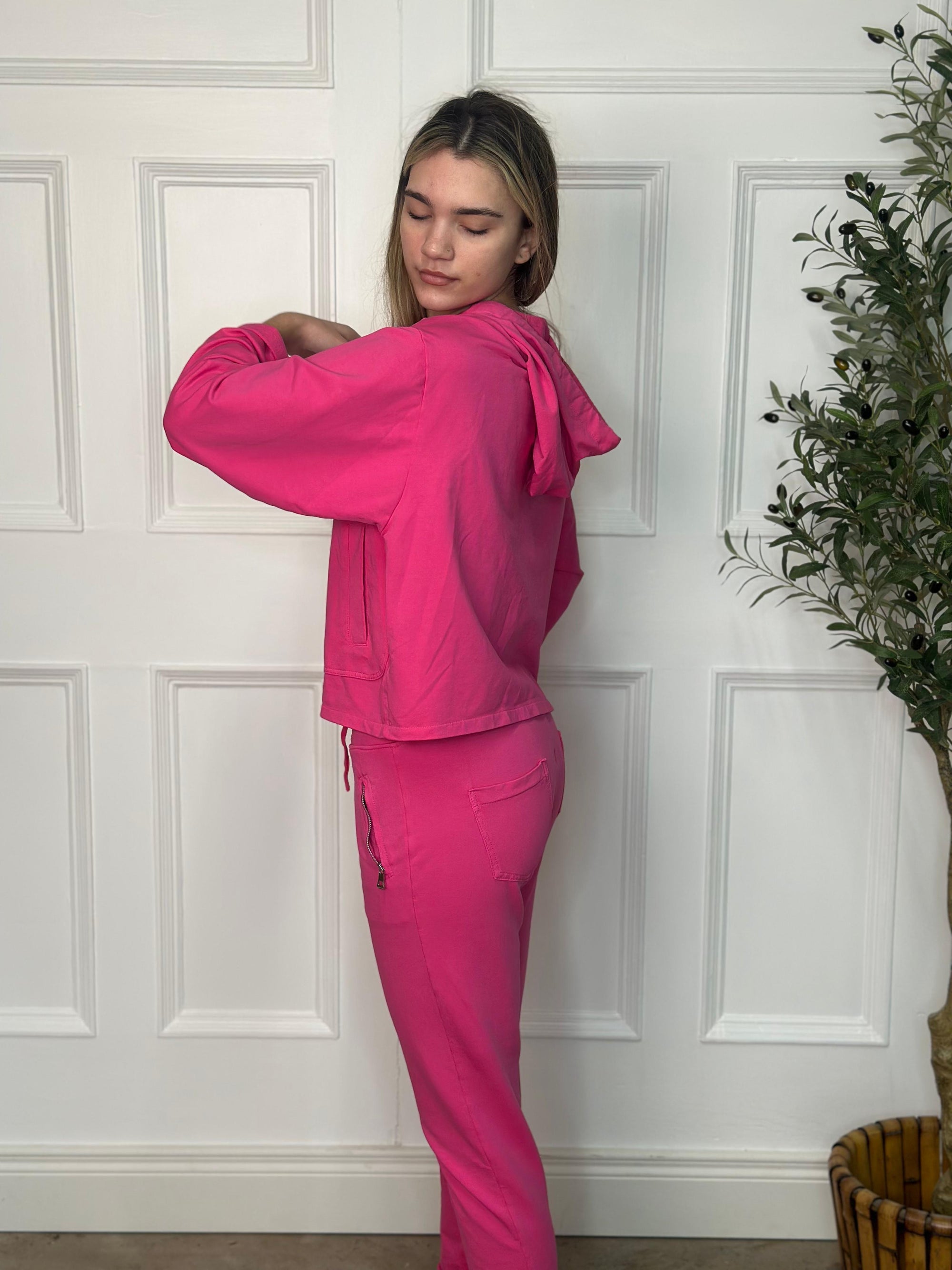 814136 Joggers Fuchsia