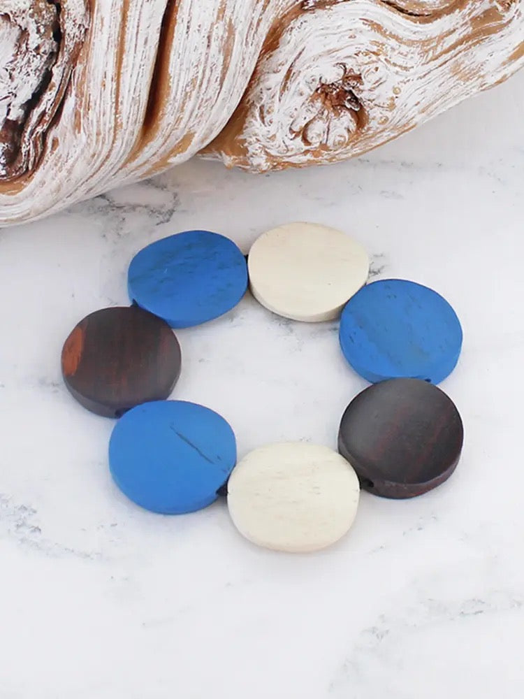 Wooden Teardrop Bracelet Blue