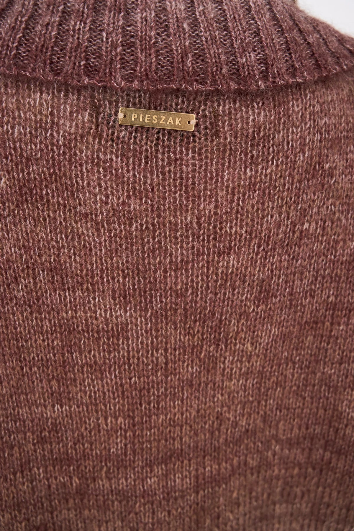 Pieszak Nanna Split Collar Vest Knit